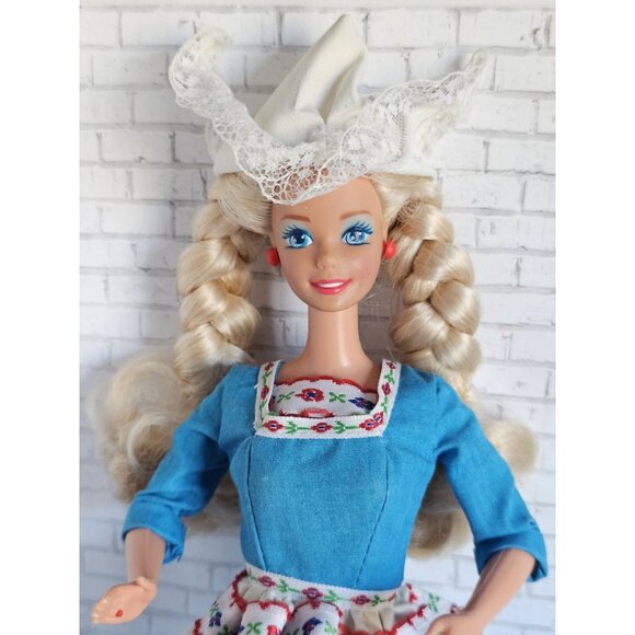 barbie Other - 1993 Mattel Dolls of the World Dutch Barbie Blonde Braids Blue Dress Vintage